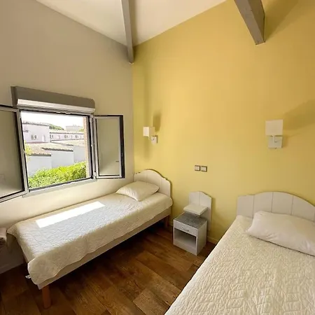 Maison 6/8 Pers. St Cyprien Dom wakacyjny *